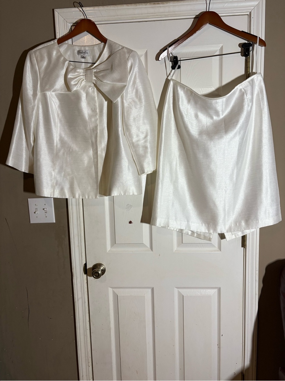 Abella Satin Two-Piece Sleep Set in Ivory White